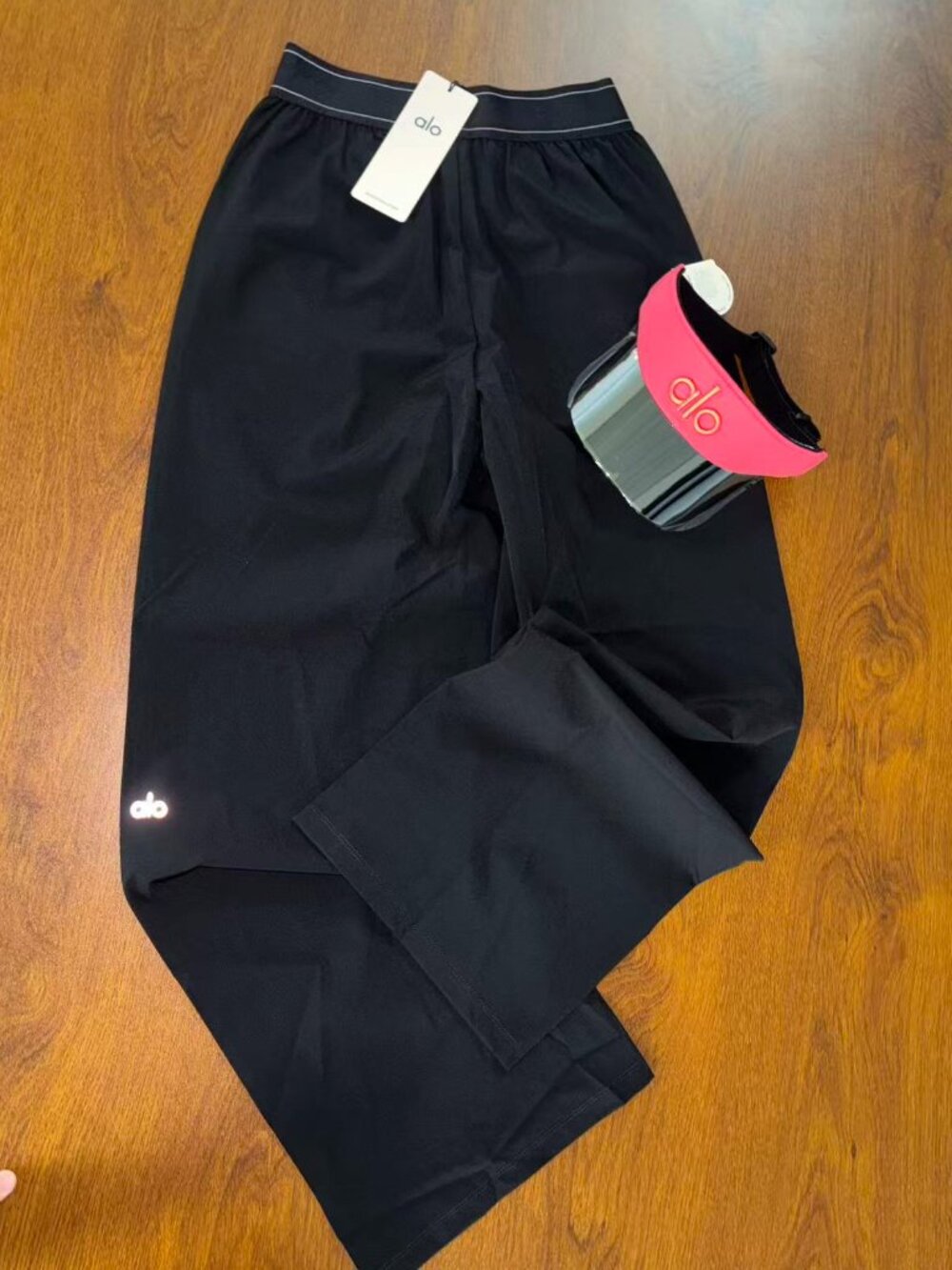 👜ALO Yoga Black High Street Suit Pants Regular Size 30 Inches - Picture 3 of 5